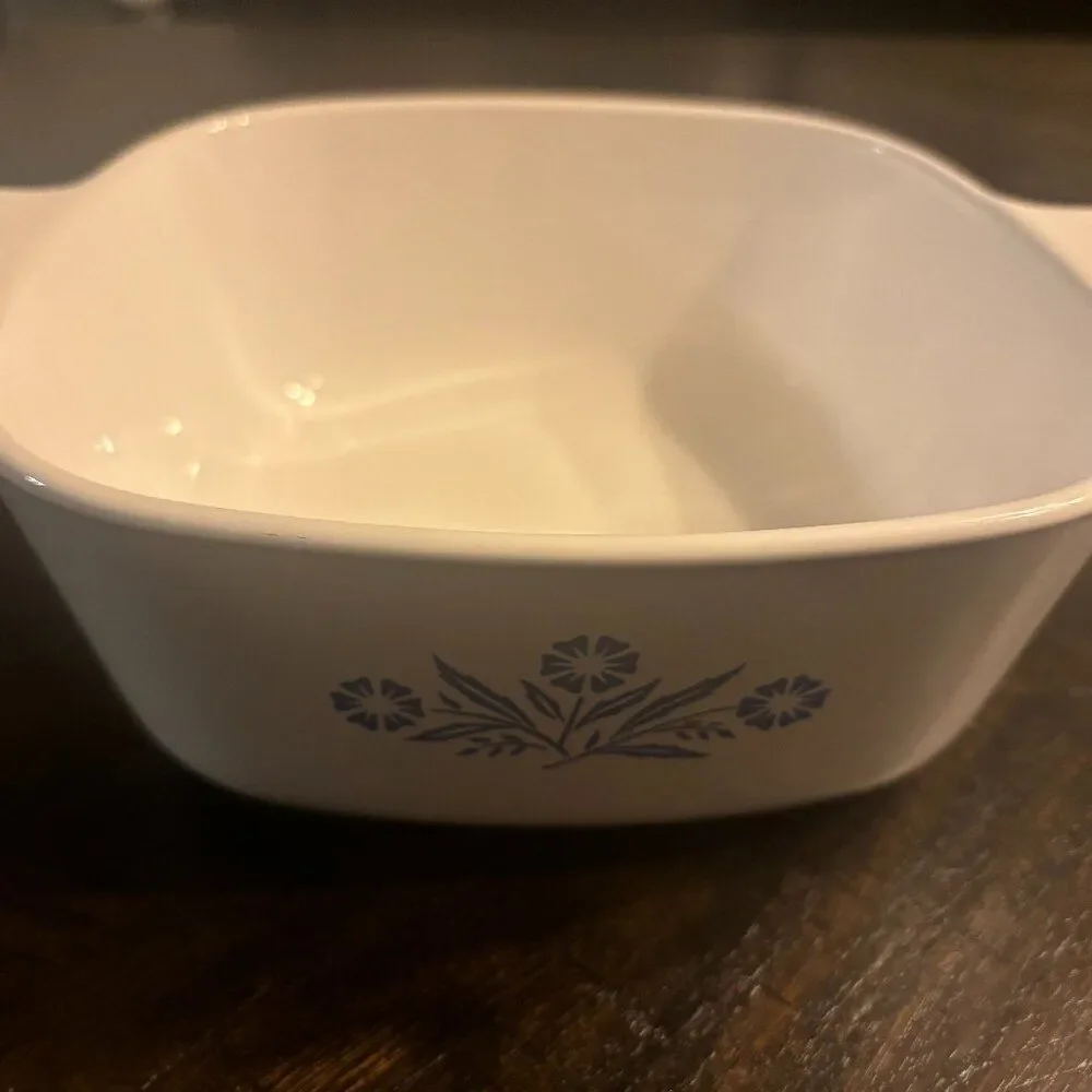 Vintage Corning Ware P-1-B Blue Cornflower 1.5 Qt Casserole - No Lid